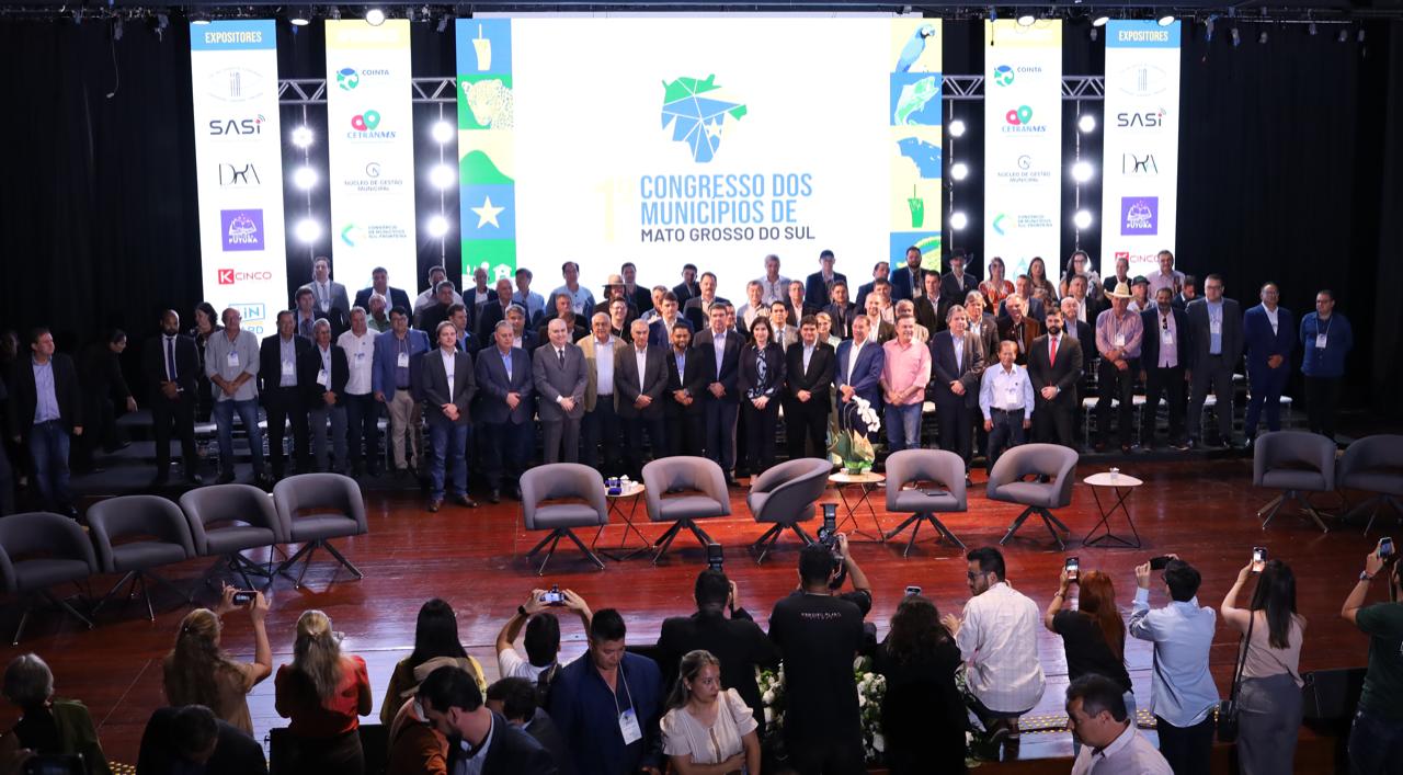 TCE/MS e Governo de Mato Grosso do Sul Anunciam Investimentos Expressivos em Saúde e Educação Durante o 1º Congresso dos Municípios