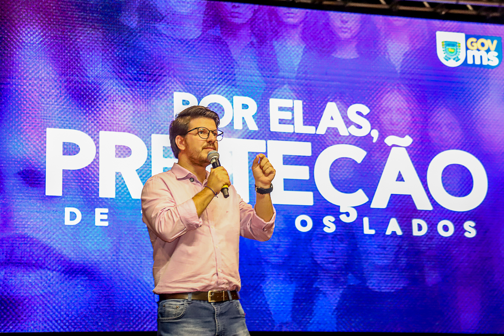 Prefeito José Natan de Aparecida do Taboado representa o Presidente da Assomasul Thalles Tomazelli no evento “Por Elas, Proteção de Todos os Lados”.